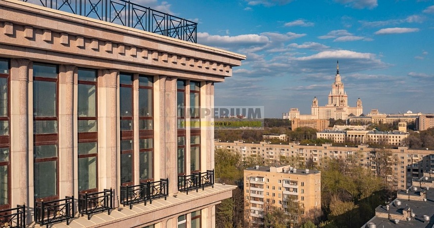 Счастье на Ломоносовском