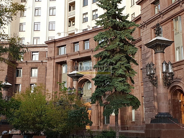 Дом на Котельнической набережной