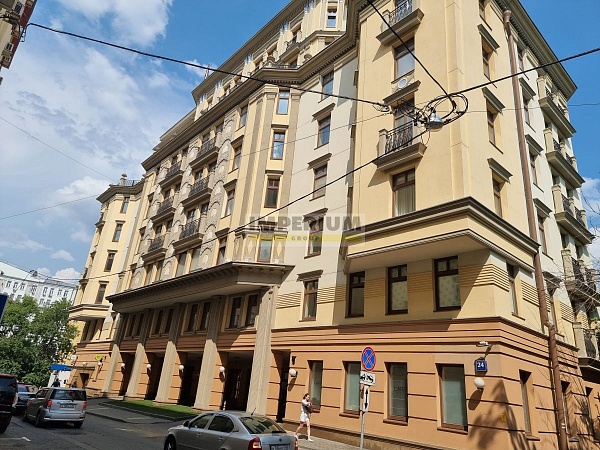 Каретный Плаза
