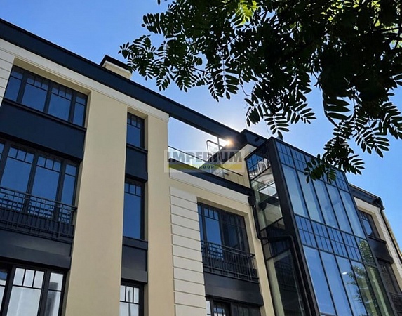 Титул на Трубной